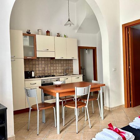Suite Le Due Sorelle Torre dell'Orso Exterior photo