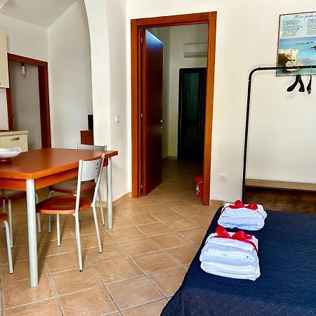 Suite Le Due Sorelle Torre dell'Orso Exterior photo