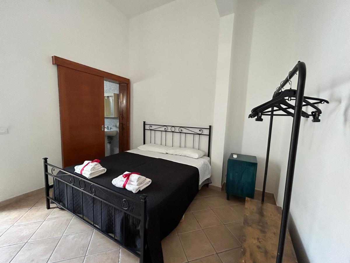 Suite Le Due Sorelle Torre dell'Orso Exterior photo